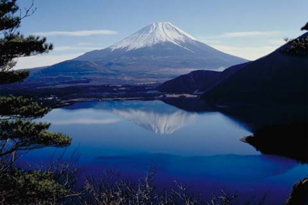 本栖湖富士山