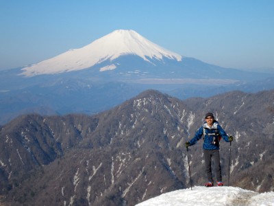 丹沢で富士山と記念撮影